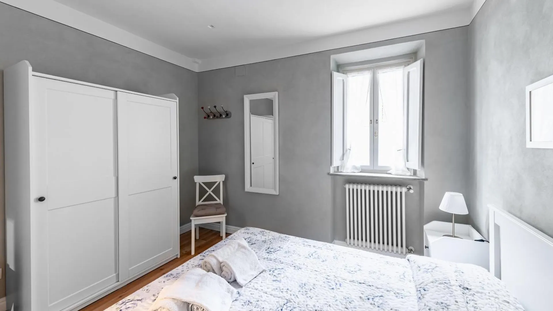 Modern Apartment In The Heart Of Lucca!