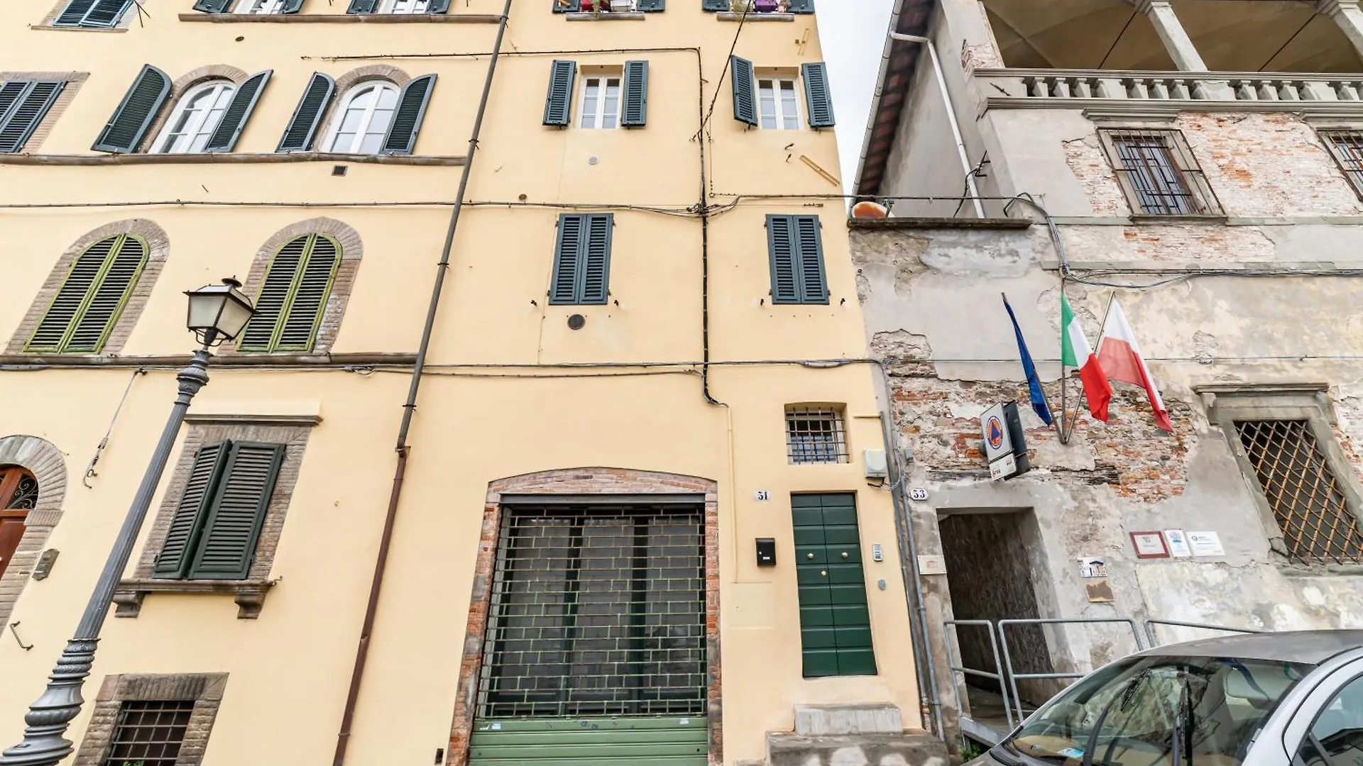 Modern Apartment In The Heart Of Lucca! Ιταλία