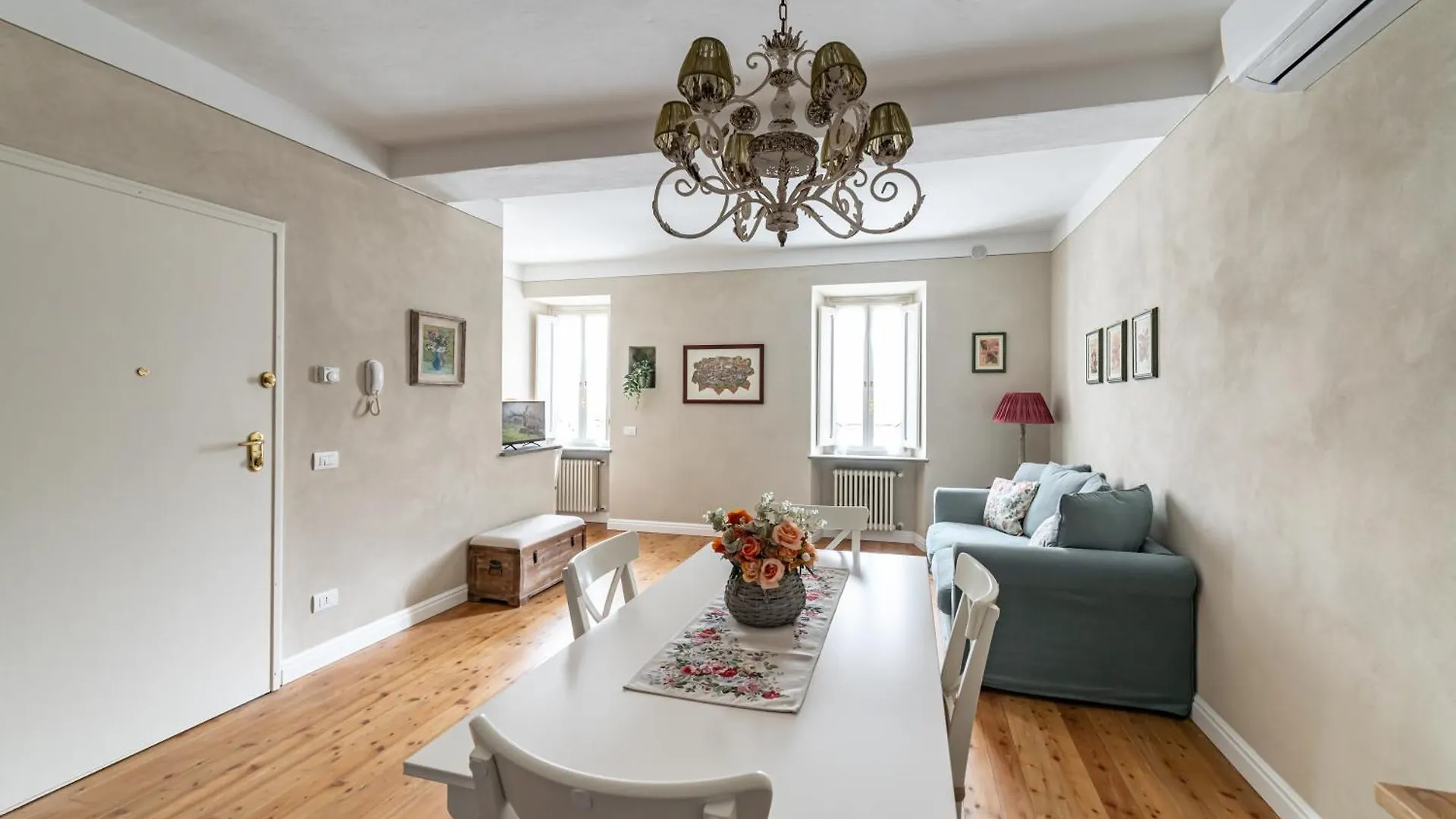 Modern Apartment In The Heart Of Lucca! location